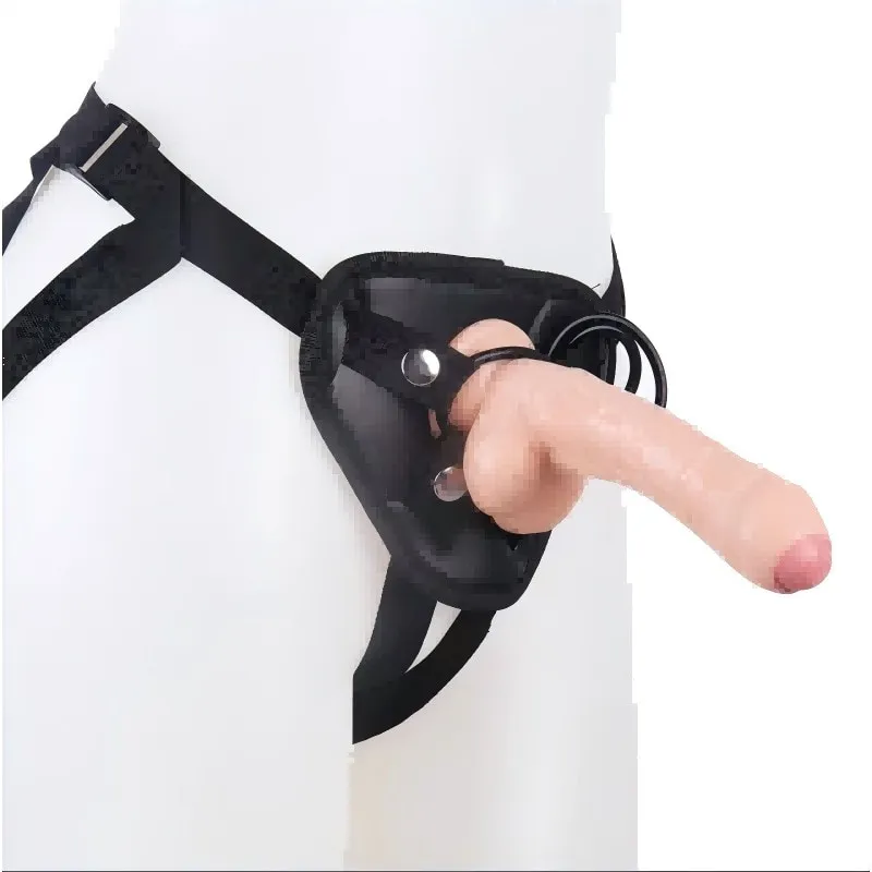 Leather Strap-On Dildo Harness – Wearable Realistic Dildo 19 cm